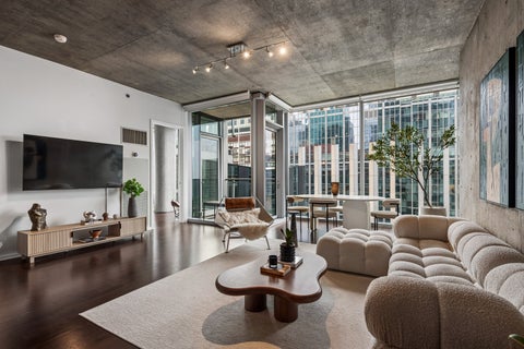 Tiny photo for 600 N Fairbanks Court #1905, Chicago, IL 60611 (MLS # 12773648)