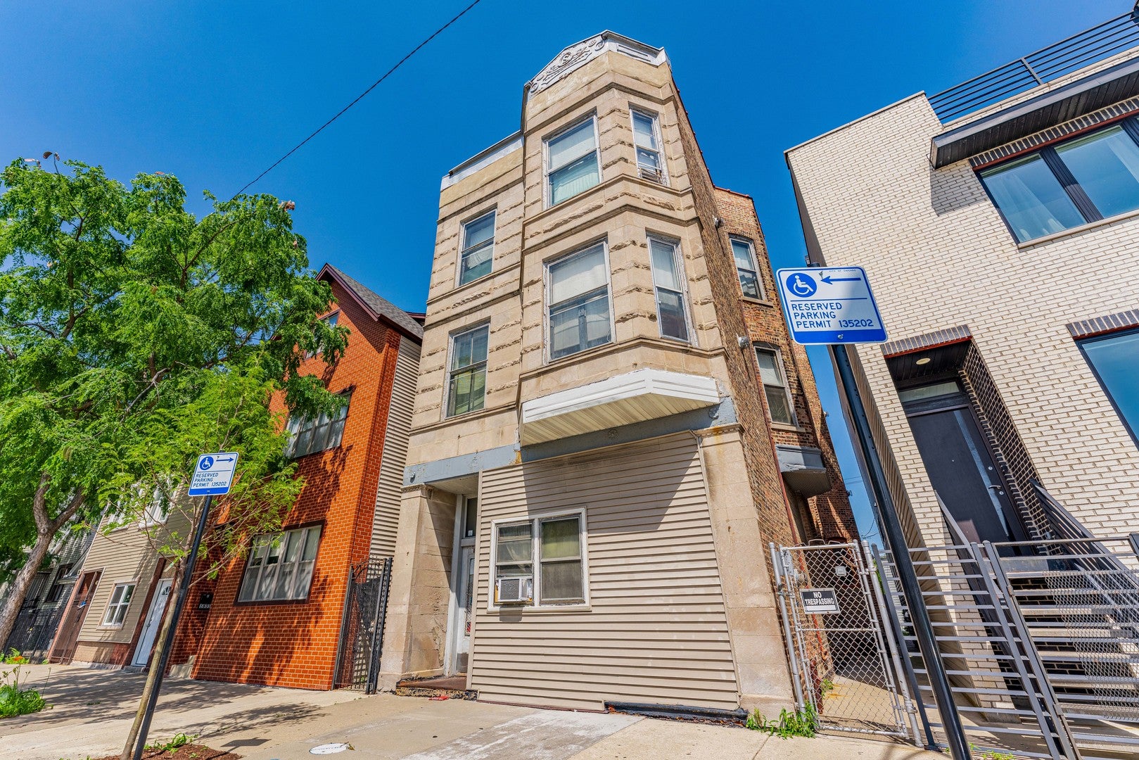 1627 N Kedzie Avenue