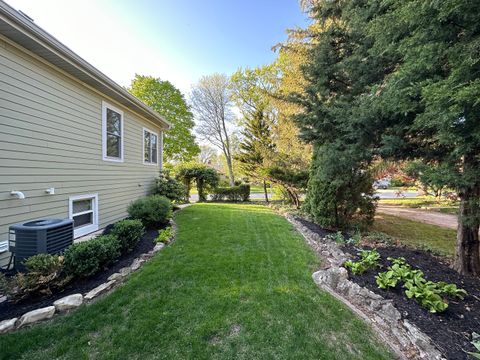 Tiny photo for 623 Franklin Street, Downers Grove, IL 60515 (MLS # 12554468)