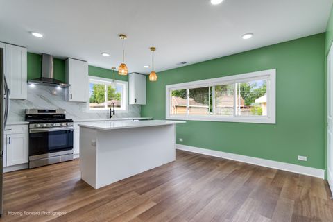 Tiny photo for 2616 S 11th Avenue, Broadview, IL 60155 (MLS # 12670254)