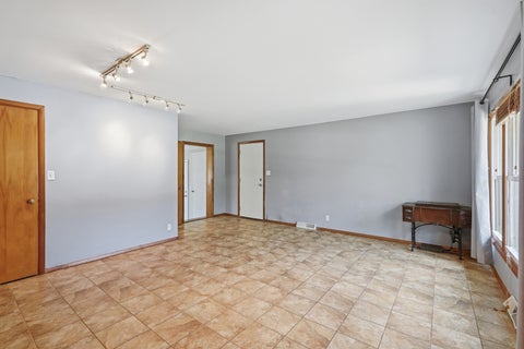 Tiny photo for 370 Oakwood Drive, Crete, IL 60417 (MLS # 12699430)