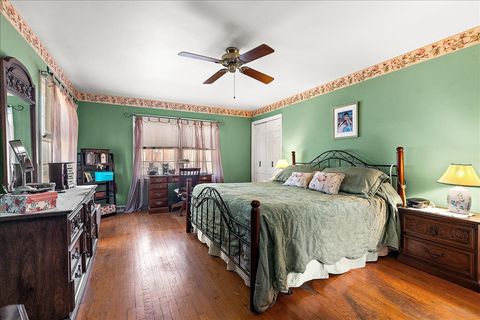 Tiny photo for 809 Elm Street, Flossmoor, IL 60422 (MLS # 12562291)