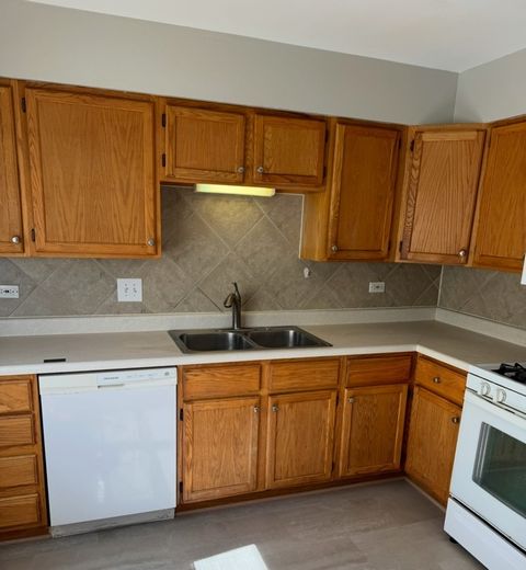 Tiny photo for 2207 Williamsburg Drive, Waukegan, IL 60085 (MLS # 12488521)