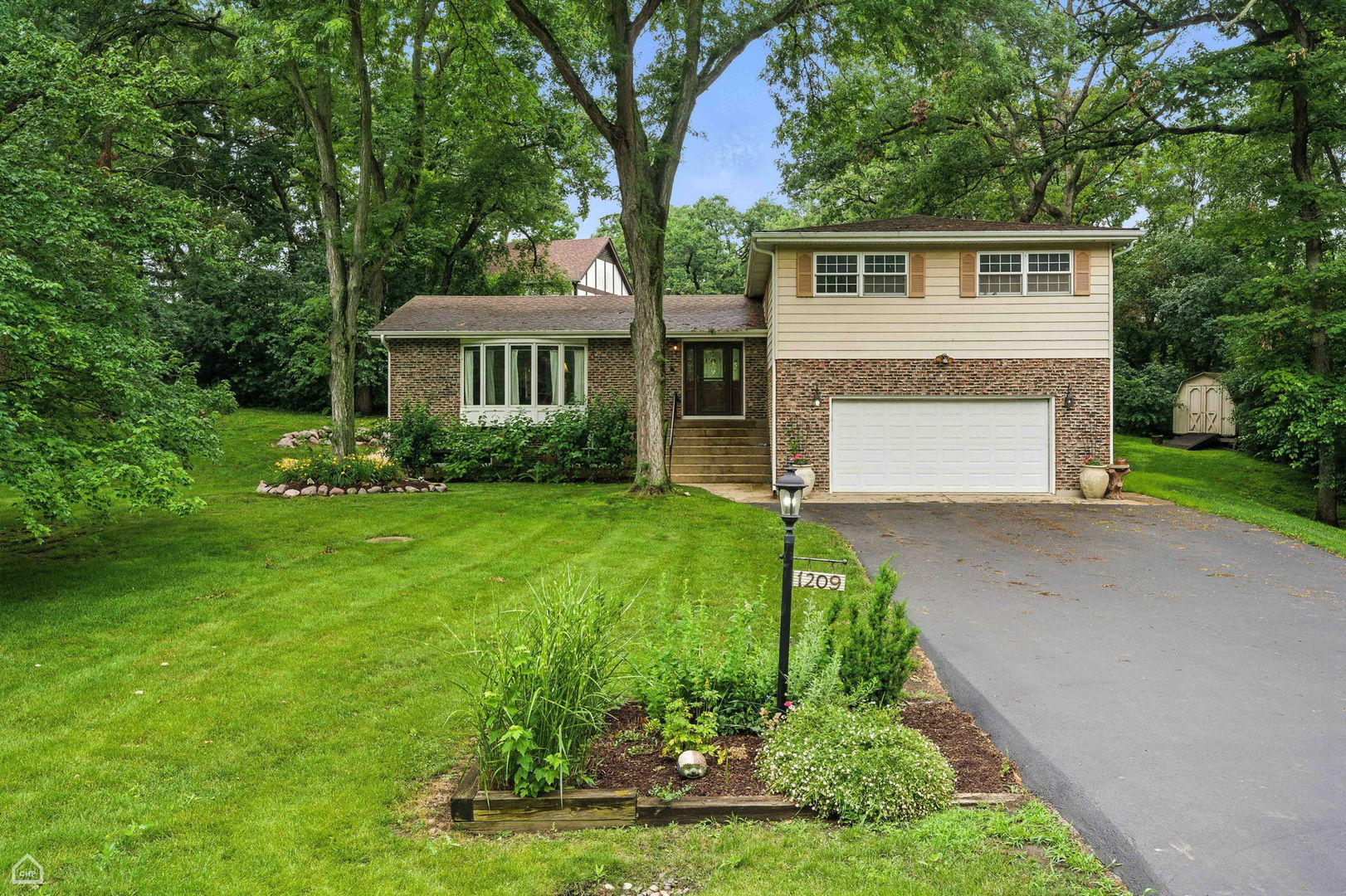 1209 Appaloosa Trail