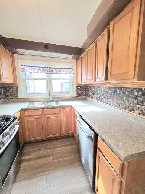 Tiny photo for 7807 Parkside Avenue, Burbank, IL 60459 (MLS # 12642679)