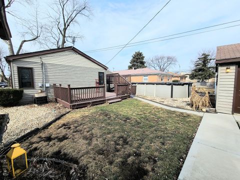 Tiny photo for 7807 Parkside Avenue, Burbank, IL 60459 (MLS # 12642679)