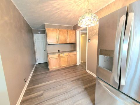 Tiny photo for 7807 Parkside Avenue, Burbank, IL 60459 (MLS # 12642679)