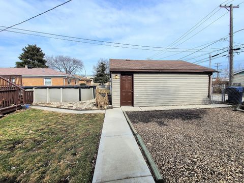 Tiny photo for 7807 Parkside Avenue, Burbank, IL 60459 (MLS # 12642679)