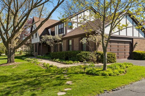 Tiny photo for 1152 Terre Drive, Libertyville, IL 60048 (MLS # 12676640)