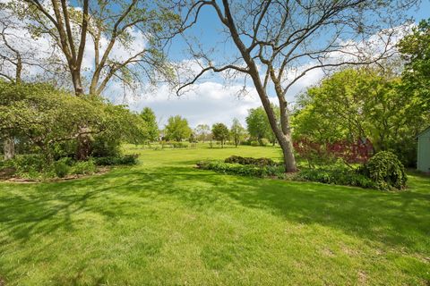 Tiny photo for 1152 Terre Drive, Libertyville, IL 60048 (MLS # 12676640)