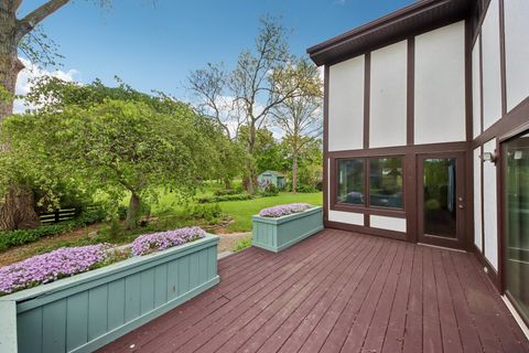 Tiny photo for 1152 Terre Drive, Libertyville, IL 60048 (MLS # 12676640)