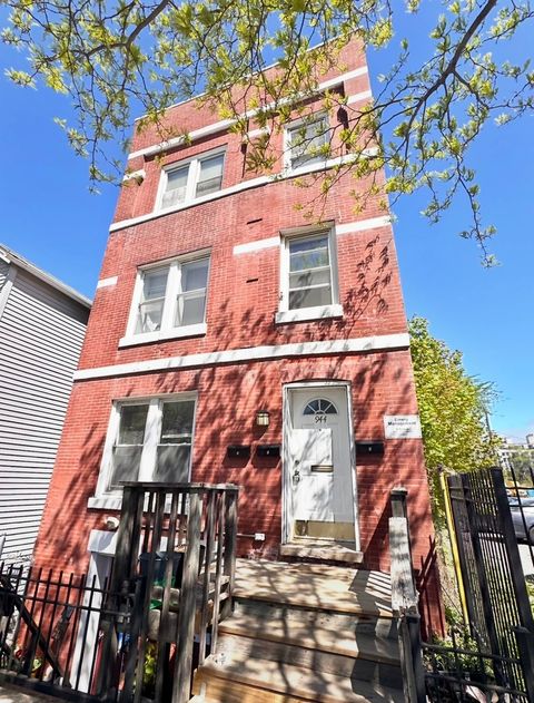 944 W 18TH Street Chicago IL 60608