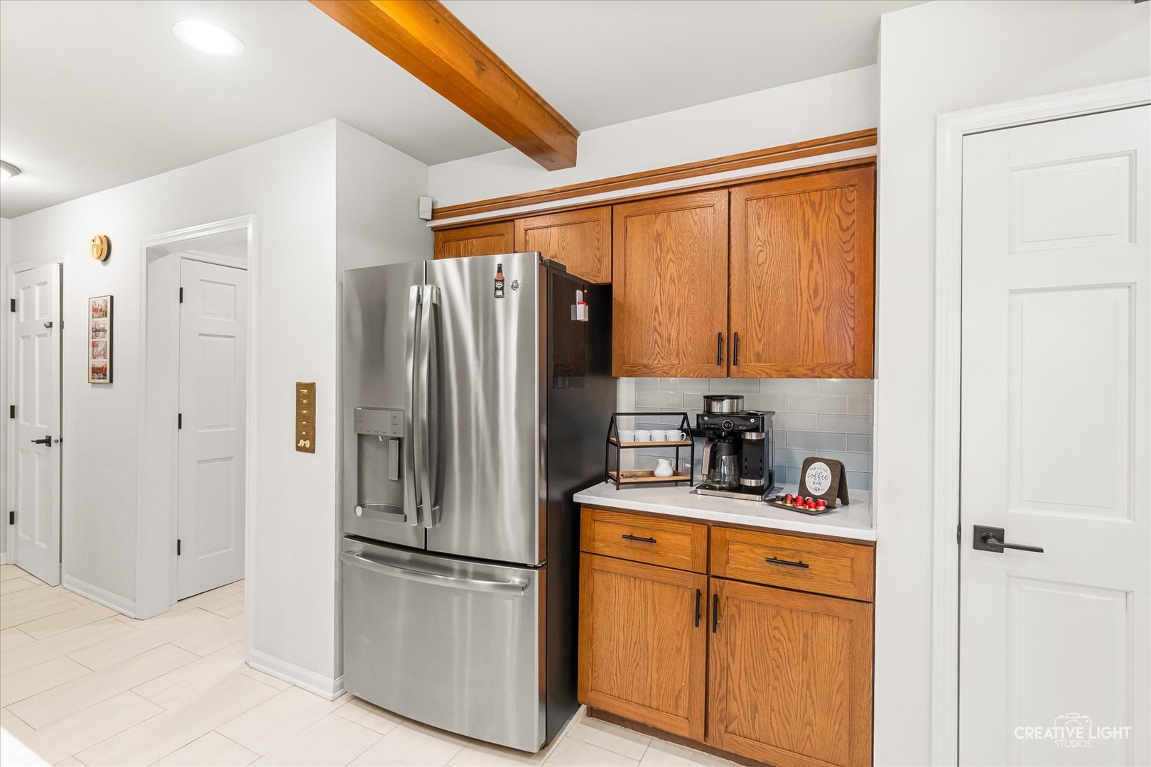 1255 E Bailey Road, Naperville, IL 60565 — MLS #12570599 — photo 8 of 34