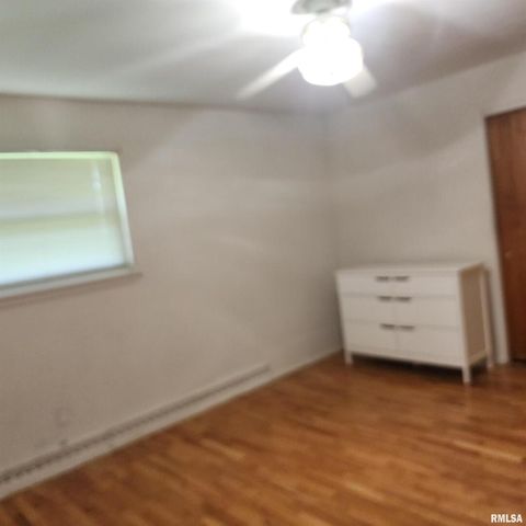 Tiny photo for 10 HOMESTEAD Drive, Mt Vernon, IL 62864 (MLS # EB458517)