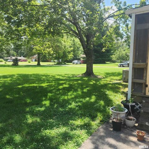 Tiny photo for 10 HOMESTEAD Drive, Mt Vernon, IL 62864 (MLS # EB458517)