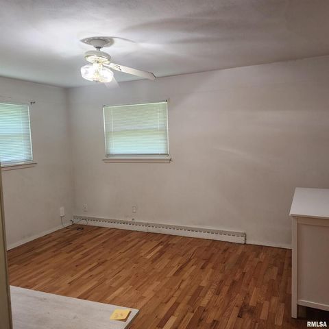 Tiny photo for 10 HOMESTEAD Drive, Mt Vernon, IL 62864 (MLS # EB458517)