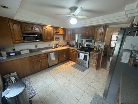 Tiny photo for 217 3rd Avenue, Rock Falls, IL 61071 (MLS # 12463071)