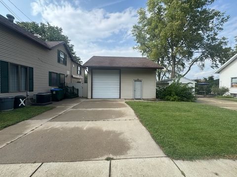 Tiny photo for 217 3rd Avenue, Rock Falls, IL 61071 (MLS # 12463071)