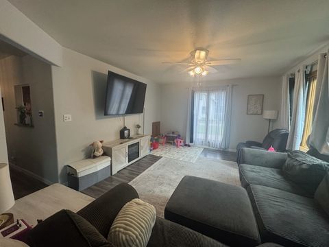 Tiny photo for 217 3rd Avenue, Rock Falls, IL 61071 (MLS # 12463071)