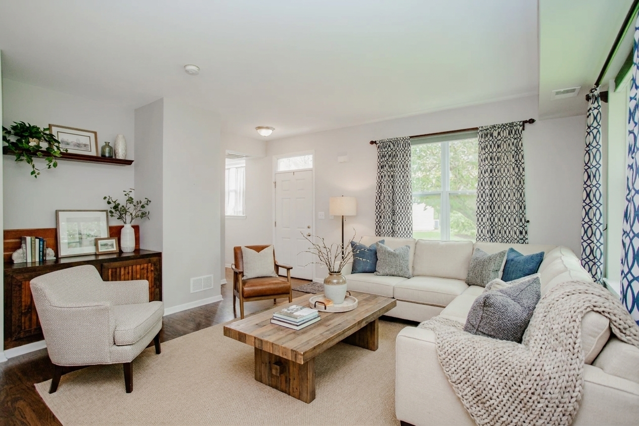 1208 WAVERLY Drive 1208