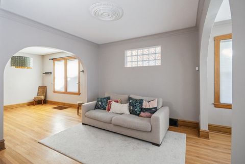 Tiny photo for 1403 Kenilworth Avenue, Berwyn, IL 60402 (MLS # 12611140)