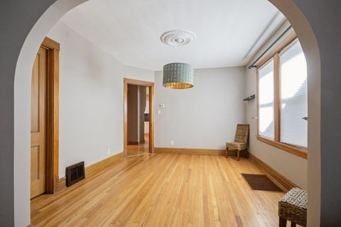 Tiny photo for 1403 Kenilworth Avenue, Berwyn, IL 60402 (MLS # 12611140)