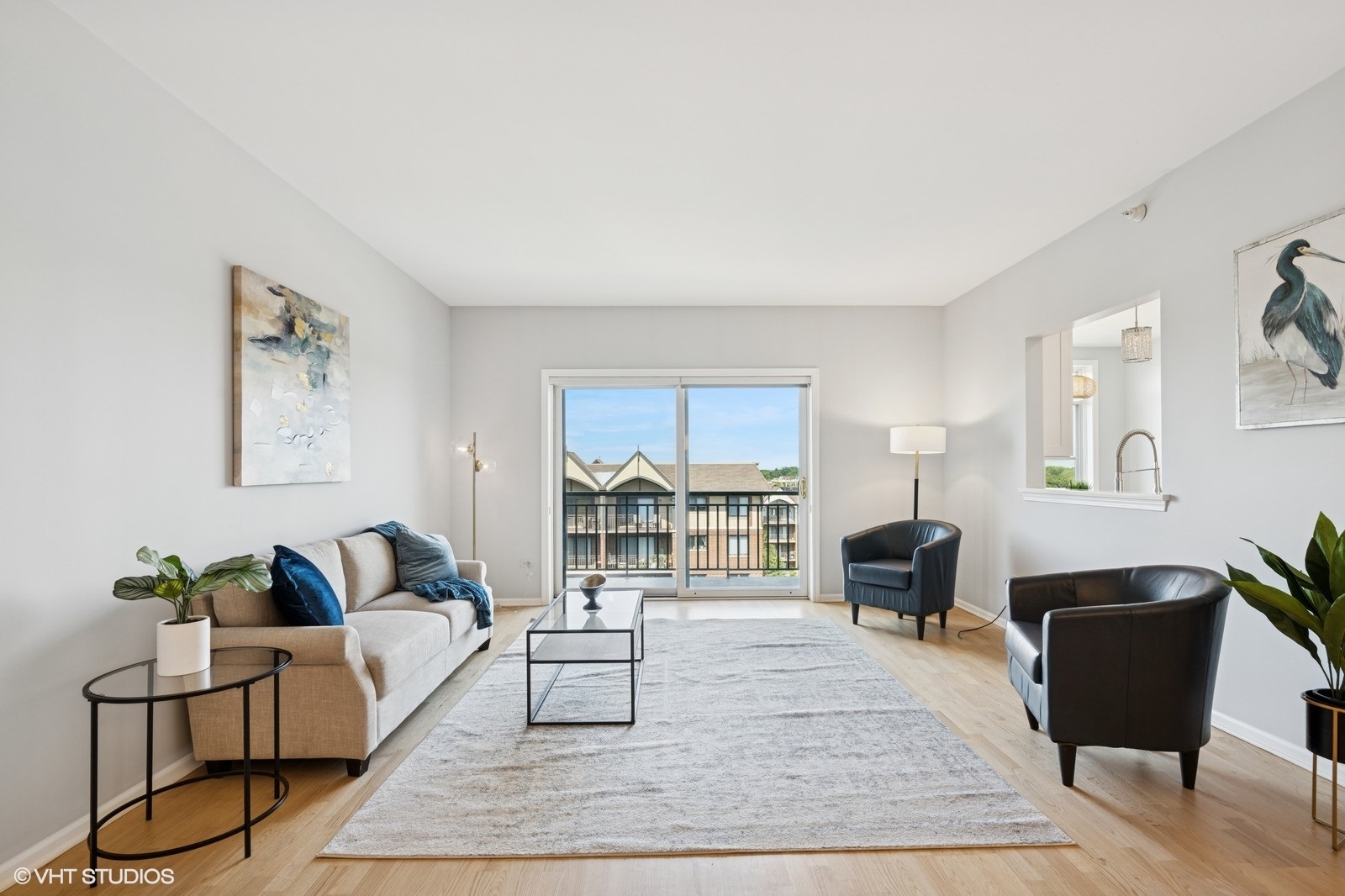 11 S Wille Street 709