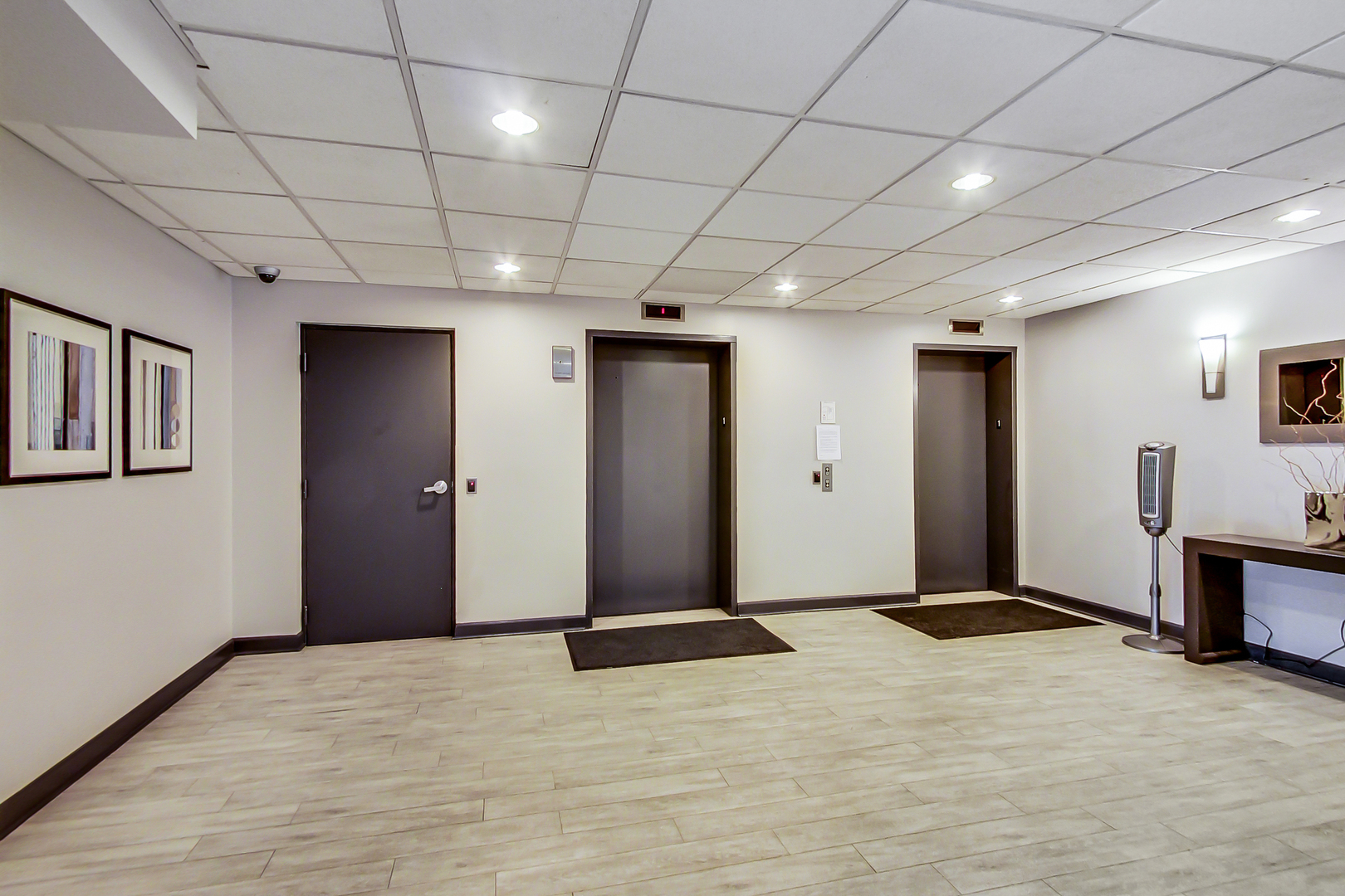 680 N Green Street 408