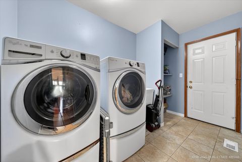 Tiny photo for 1353 Royal Oak Lane, Lake In The Hills, IL 60156 (MLS # 12635507)