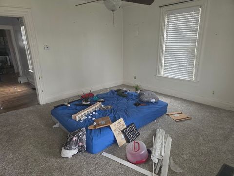 Tiny photo for 307 S Poplar Street, Farina, IL 62838 (MLS # 12599971)