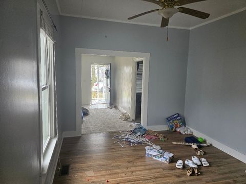 Tiny photo for 307 S Poplar Street, Farina, IL 62838 (MLS # 12599971)