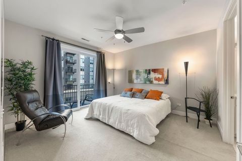 Tiny photo for 940 Maple Avenue #207, Downers Grove, IL 60515 (MLS # 12610961)