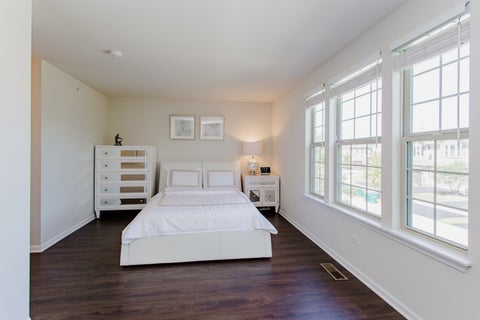 Tiny photo for 246 Belmont Drive, Lincolnshire, IL 60069 (MLS # 12718942)