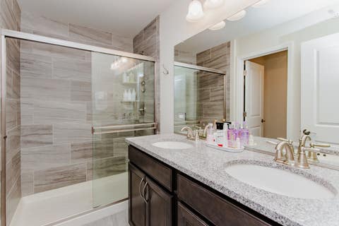 Tiny photo for 246 Belmont Drive, Lincolnshire, IL 60069 (MLS # 12718942)