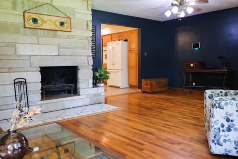 Tiny photo for 34 N Court Drive, Decatur, IL 62526 (MLS # 12474735)