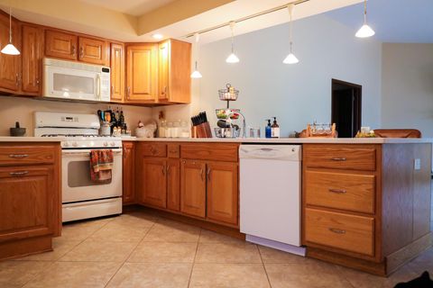 Tiny photo for 34 N Court Drive, Decatur, IL 62526 (MLS # 12474735)