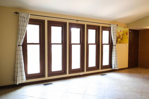 Tiny photo for 34 N Court Drive, Decatur, IL 62526 (MLS # 12474735)