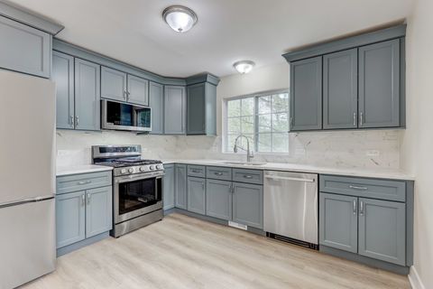 Tiny photo for 8105 Wonder View Drive, Wonder Lake, IL 60097 (MLS # 12593524)