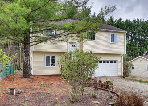 Tiny photo for 8105 Wonder View Drive, Wonder Lake, IL 60097 (MLS # 12593524)
