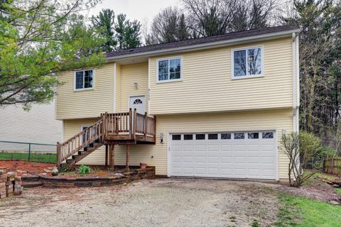 Photo of 8105 Wonder View Drive, Wonder Lake, IL 60097 (MLS # 12593524)