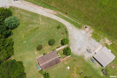 Tiny photo for 5341 N Lick Creek Road, Carbondale, IL 62902 (MLS # EB458926)