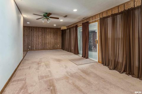 Tiny photo for 5341 N Lick Creek Road, Carbondale, IL 62902 (MLS # EB458926)