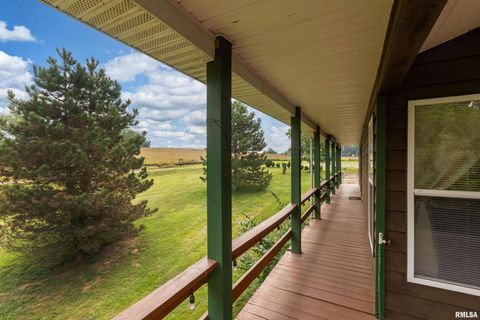 Tiny photo for 5341 N Lick Creek Road, Carbondale, IL 62902 (MLS # EB458926)