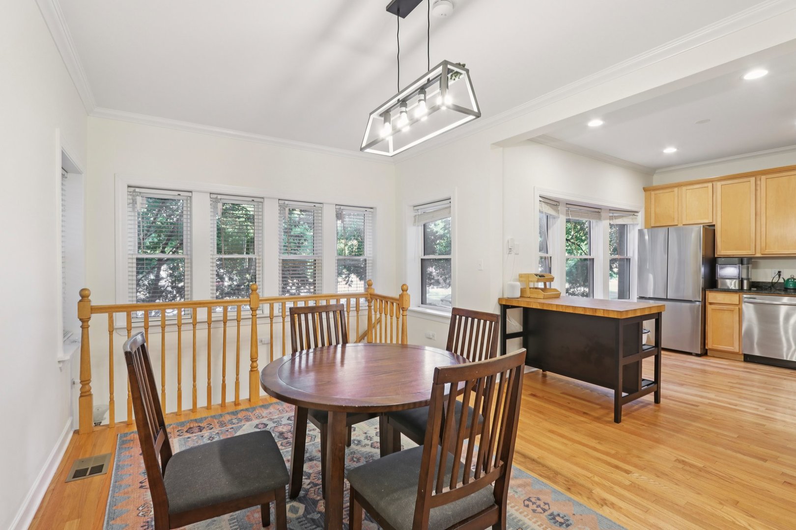 4045 N Southport Avenue 1