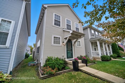 Photo of 2136 GRAYHAWK Drive, Aurora, IL 60503 (MLS # 12493177)