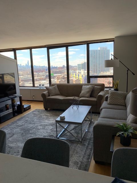 Tiny photo for 3930 N Pine Grove Avenue #1606, Chicago, IL 60613 (MLS # 12540427)