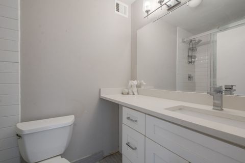 Tiny photo for 3930 N Pine Grove Avenue #1606, Chicago, IL 60613 (MLS # 12540427)