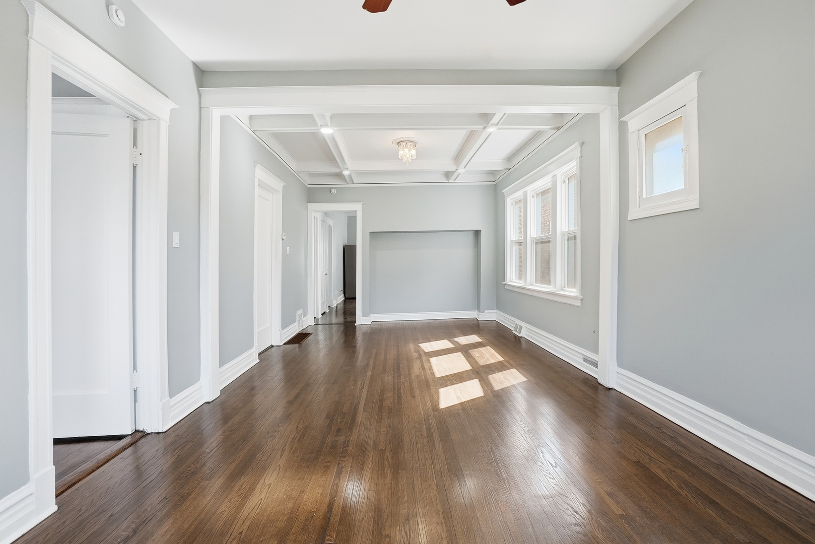 1221 S Austin Boulevard