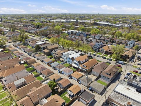 Tiny photo for 3135 N Kilbourn Avenue, Chicago, IL 60641 (MLS # 12616425)
