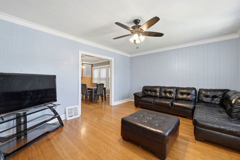 Tiny photo for 3135 N Kilbourn Avenue, Chicago, IL 60641 (MLS # 12616425)